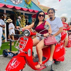 Meet your Posher, Senobia